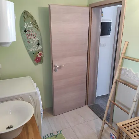 Apartment House Vir-to-all Vir